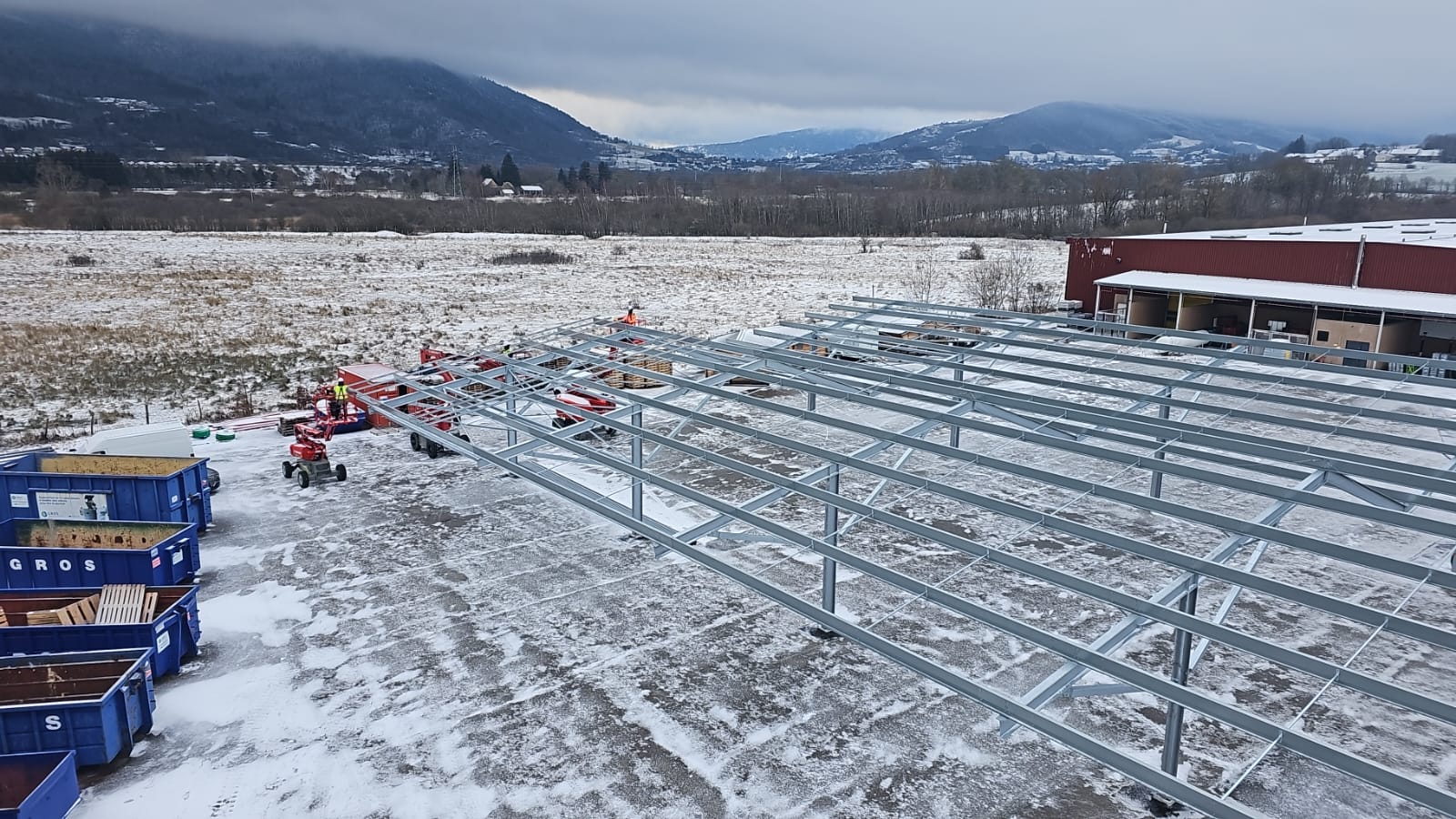 A PLB Energy realizou a instalação de um novo parque fotovoltaico na zona de Grenoble